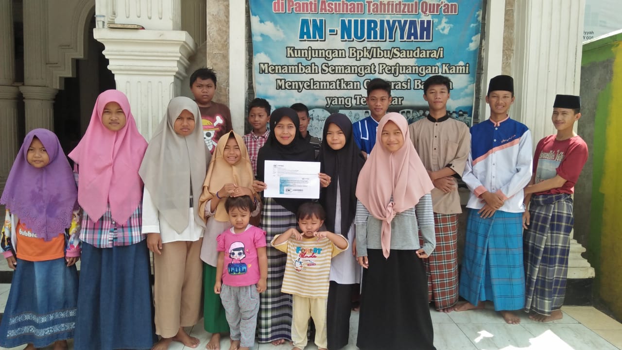Askrindo Syariah Menyalurkan Bantuan Paket Sekolah Buat Anak Yatim Dhuafa