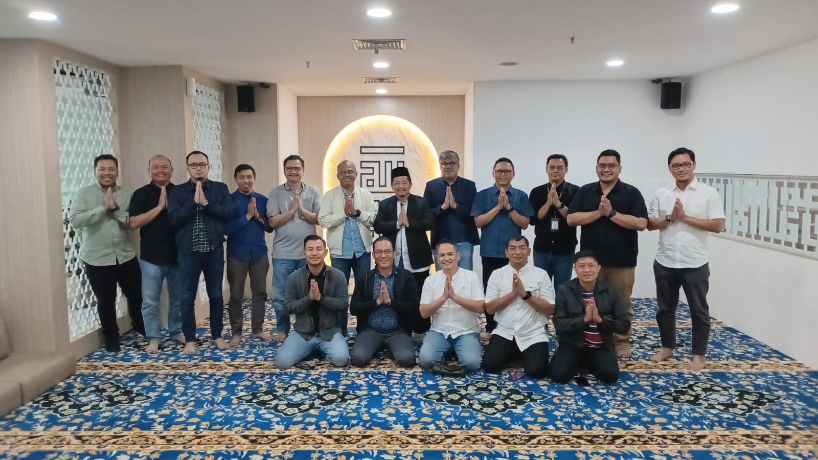 Askrindo Syariah Gelar Tausiah Jumat Rutin Bahas Kajian Kitab Kifayatul Akhyar