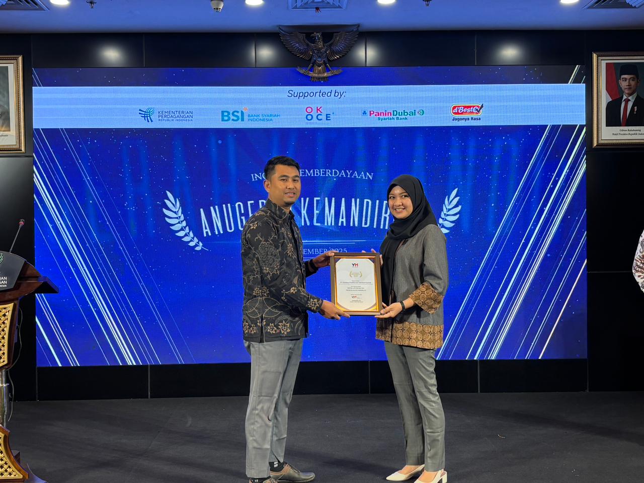 Askrindo Syariah Terima Penghargaan Anugerah Kemandirian 2025 dari Yatim Mandiri