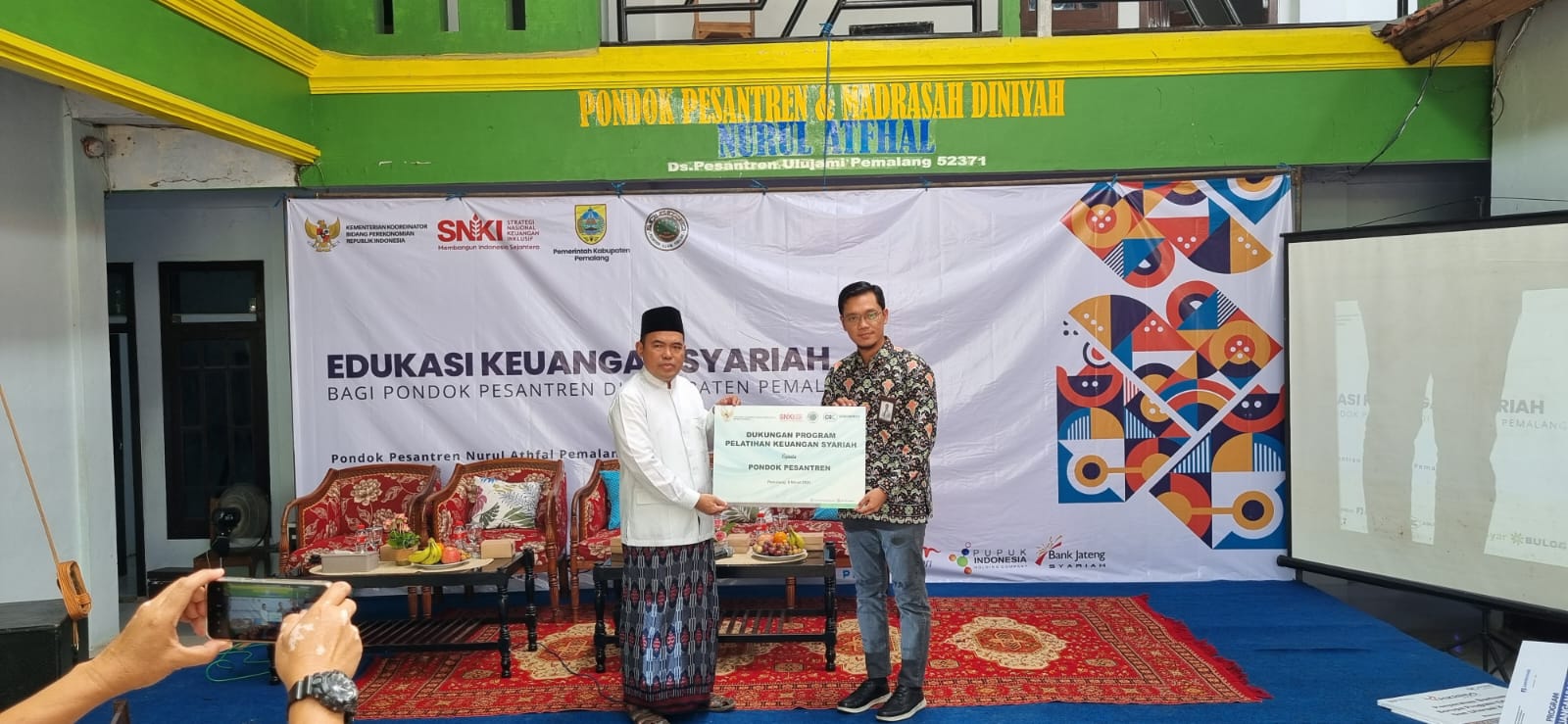 Askrindo Syariah Ikuti Edukasi Keuangan Syariah di Pondok Pesantren Pemalang