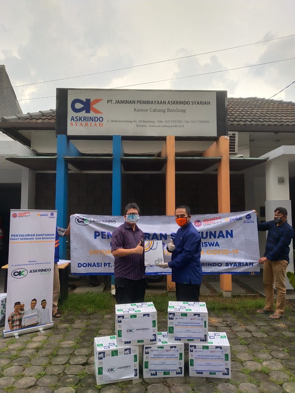 Bantuan Paket Sembako dan Beasiswa Untuk Dhuafa Terdampak Covid-19 dari Askrindo Syariah