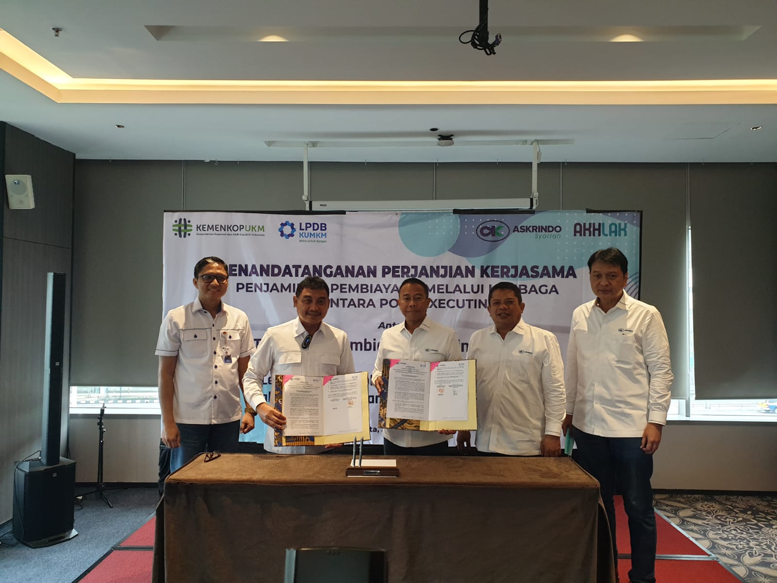 Askrindo Syariah Menandatangani Kerjasama dengan LPDB-KUMKM untuk mengembangan ekosistem UMKM